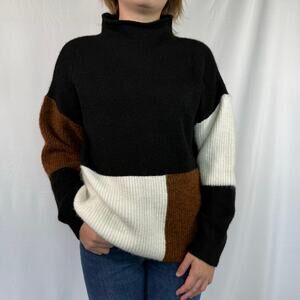 Entro Black, Brown and White Color Block Sweater Size Medium